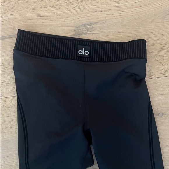 ALO Yoga Black line up legging - Picture 4 of 7